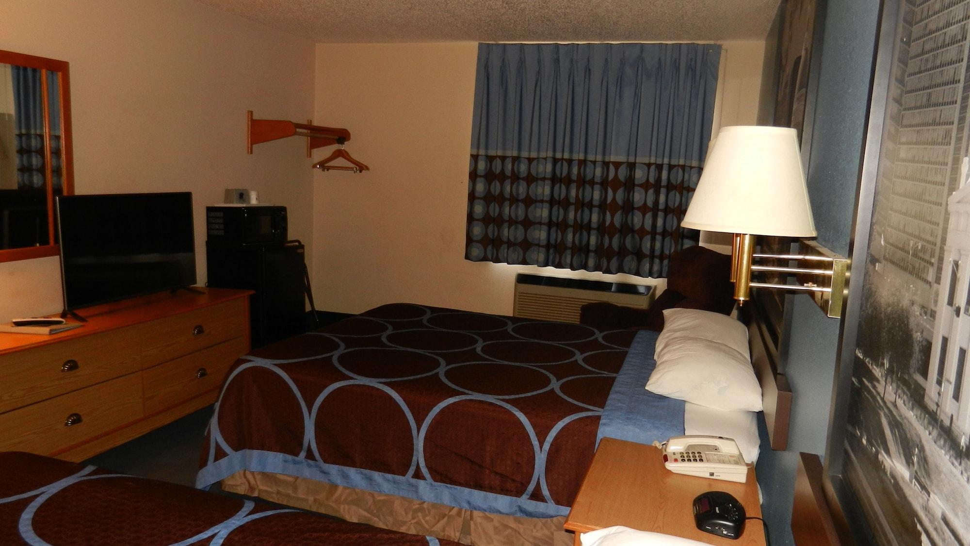 Super 8 By Wyndham Potosi Hotel Exterior photo